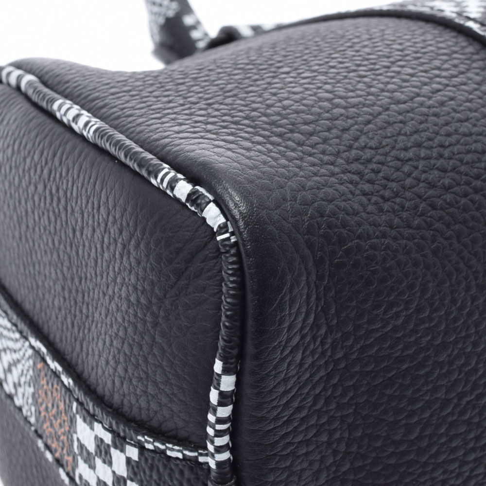 LOUIS VUITTON Distorted Keepall XS Black Leather Shoulder Bag - Picture 8 of 9